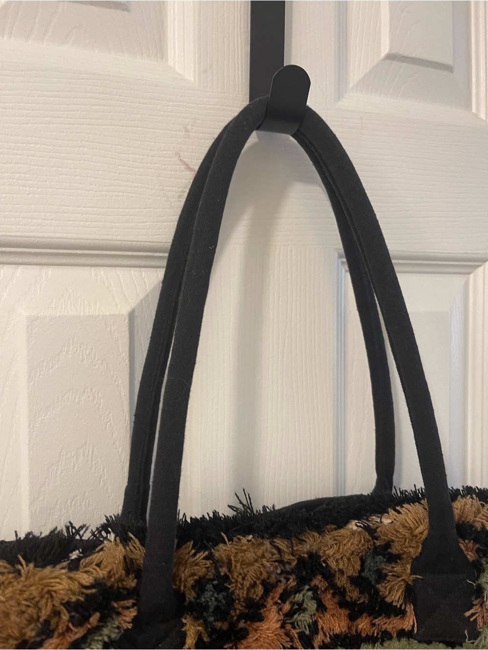 Faux Shag Rug Mosaic Tote Bag in Olive & Rust - Picture 13 of 16
